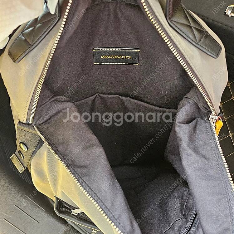 만다리나덕 오레 백팩 팝니다--2