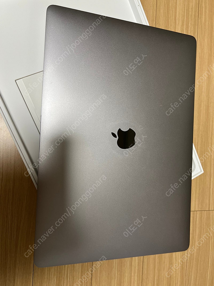 맥북프로 2018 15인치 부품용 이미지