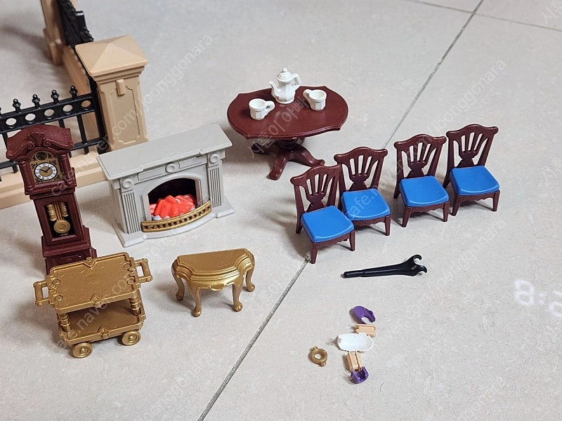 플레이모빌(PLAYMOBIL) 5955 FAO 슈바르츠 150주년 빅토리안 시티 판매합니다. 이미지