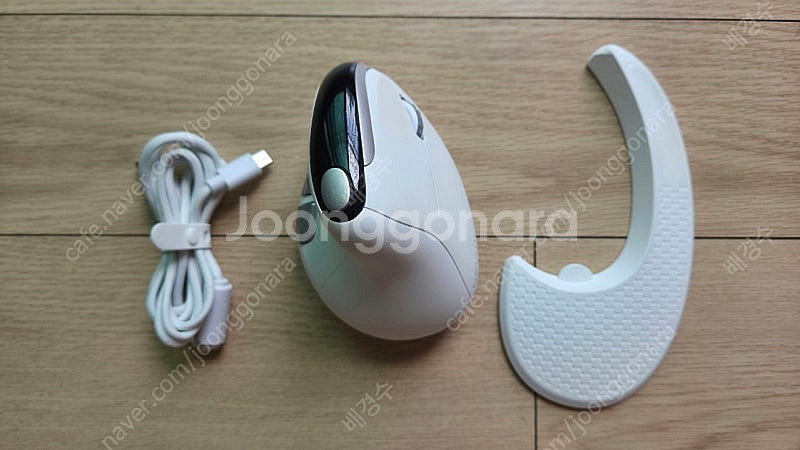Delux M618XSD Seeker 인체 공학적 수직...--0