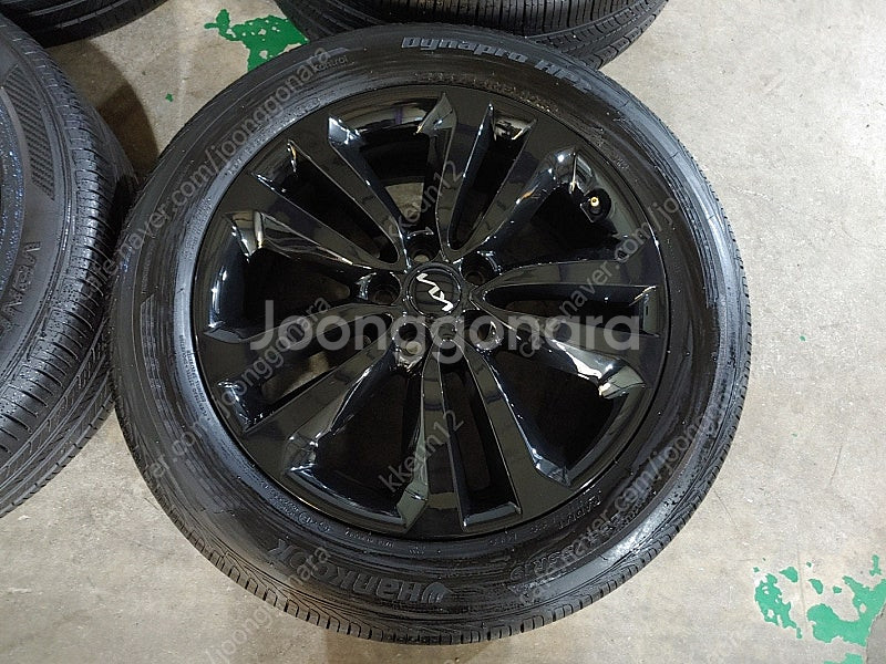 [판매] 올뉴카니발 블랙 19인치 휠타이어--3