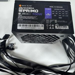 맥스엘리트 primo 700w 파워 팝니다.
