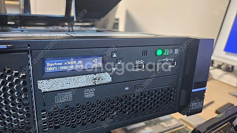 IBM x3650 M5 2U Server--2