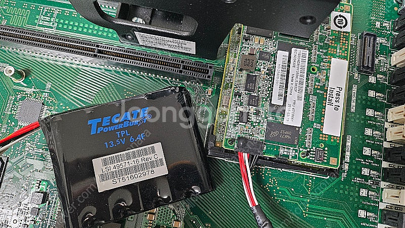 IBM x3650 M5 2U Server--8