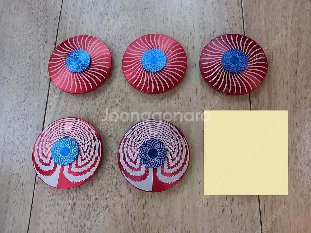저렴하게 급처분합니다. 피젯스피너팝니다. 피젯토이.스피너.FidgetSpinner.팽이회전완구--2