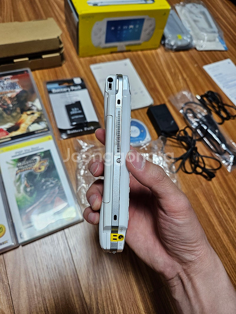 PSP-1005 세라믹화이트 한국정발 박스셋 + 주변기...--5