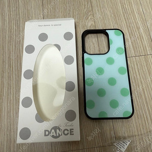 (새상품)Dance 댄스 케이스 아이폰 15프로 팝니다