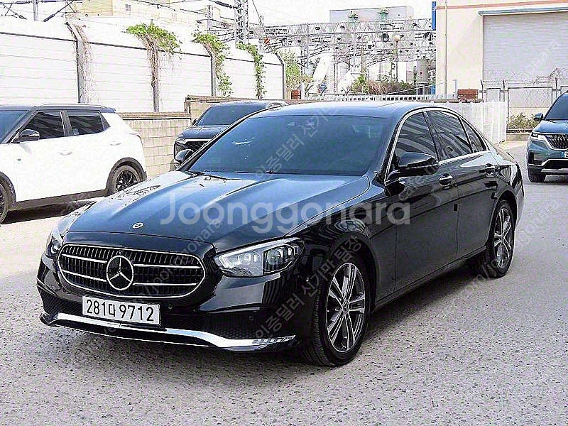 검정색 벤츠 E클래스 중고 W213 E350 4MATI...--7