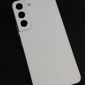갤럭시 S22 화이트 256기가 22년 11월개통 초미세잔상 상태깨끗한폰 20만에 판매해요