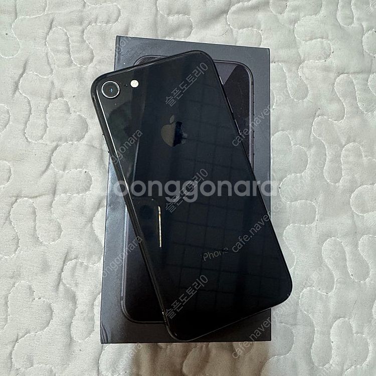 아이폰 8 64GB--0