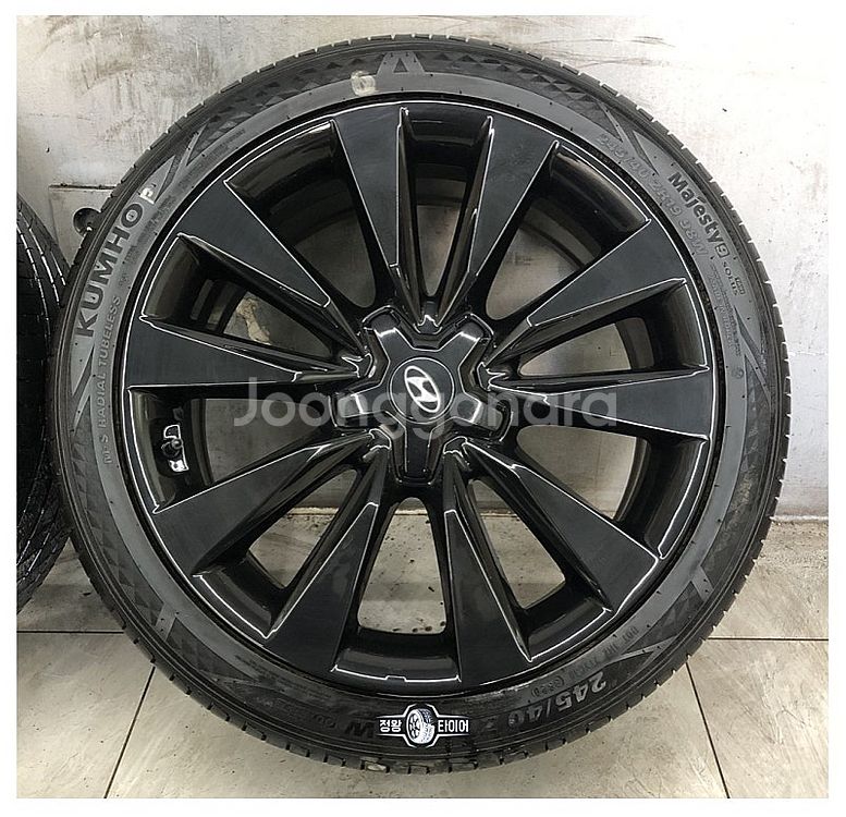 그랜저HG 셀러브리티 블랙 휠타이어 245/40R19--4