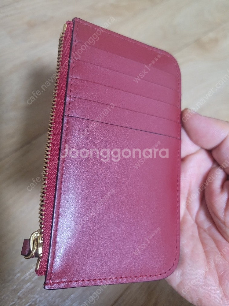 정품 까르띠에 카드지갑 지퍼형 판매합니다.--1