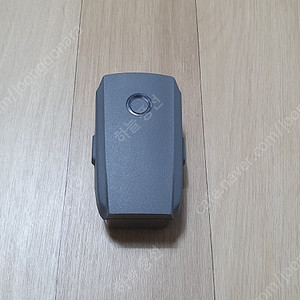 DJI 매빅2프로/줌 배터리,ND필터,충전기들,케이스,플로팅키트,날개,가드,보조배터리 어댑터,짐벌커버 처분합니다 !