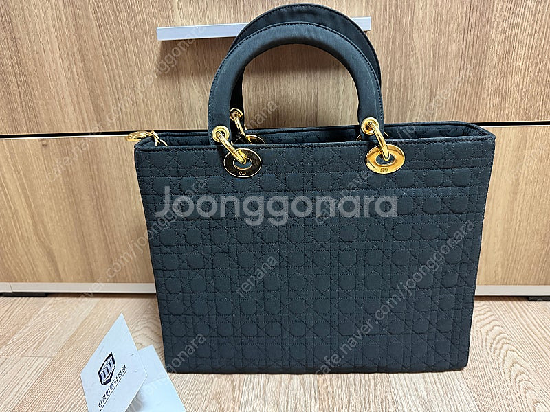 디올 레이디백 패브릭 까마쥬 라지 블랙 토트백--4