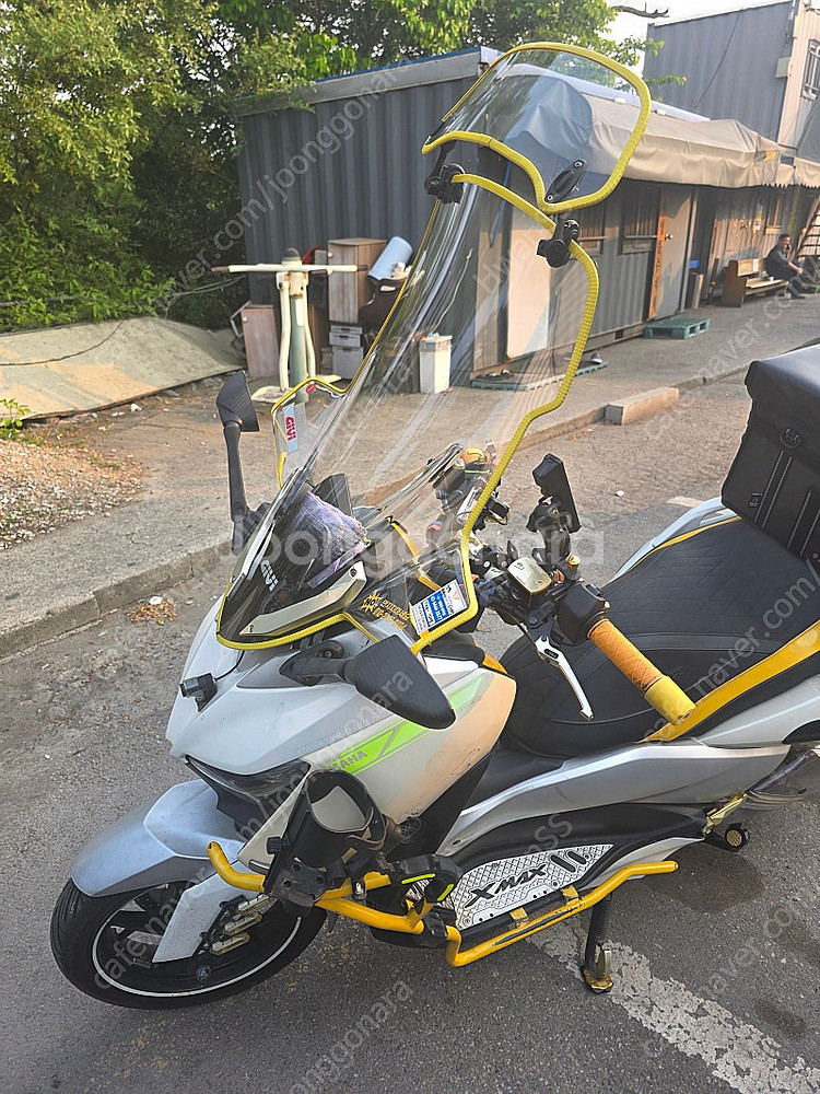 2022년식 XMAX300 팝니다--3