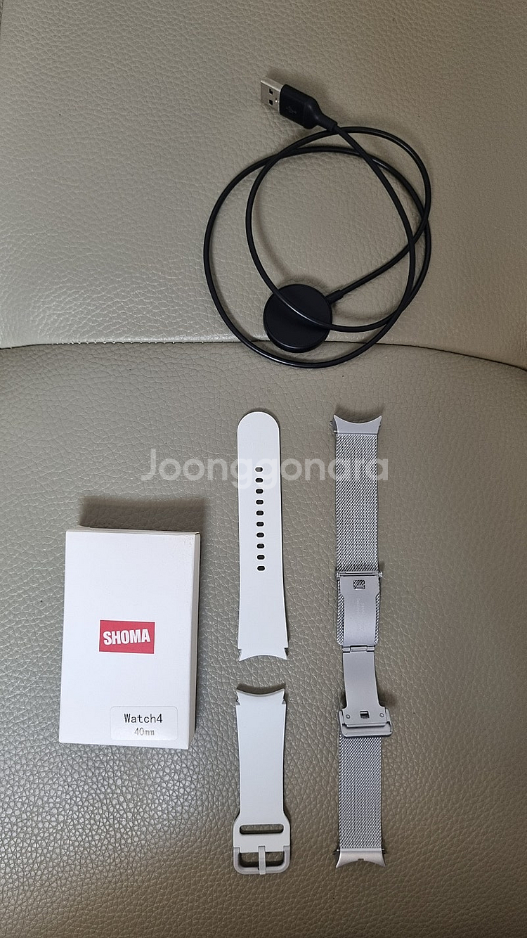 갤럭시워치4 40mm 실버 wifi +충전기+스트랩--8