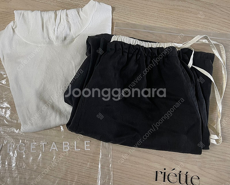택달린 새상품. 리에뜨 뮬슬랙스 블랙, 베지터블 립베일...--1