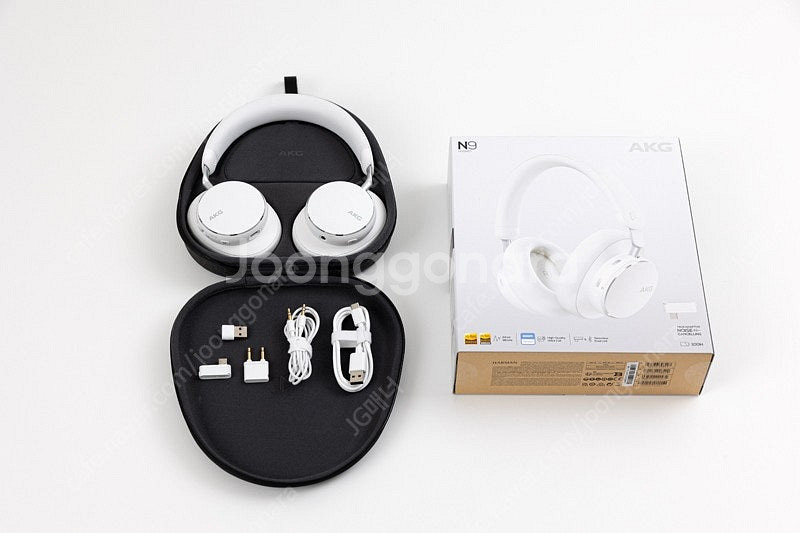 AKG N9 HYBRID 화이트 헤드폰 판매합니다.--0