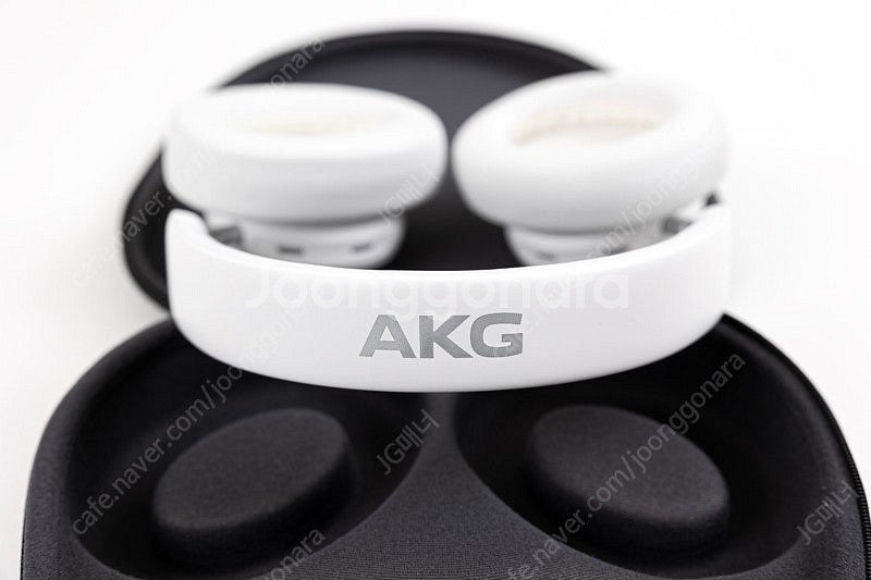 AKG N9 HYBRID 화이트 헤드폰 판매합니다.--6