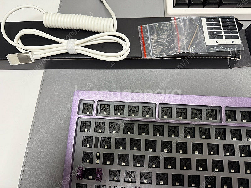 몬스긱 M1w 퍼플 베어본 팝니다--1