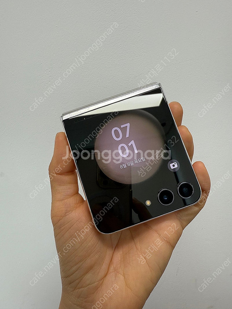 F731 갤럭시 Z플립5 화이트 512기가 35만 판매...--0