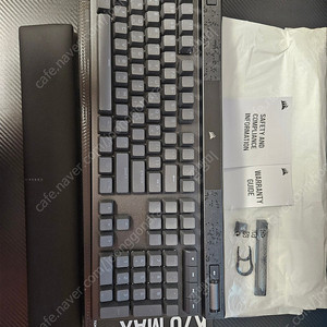 커세어 K70 MAX RGB MGX 래피드트리거 마그네틱축 팝니다