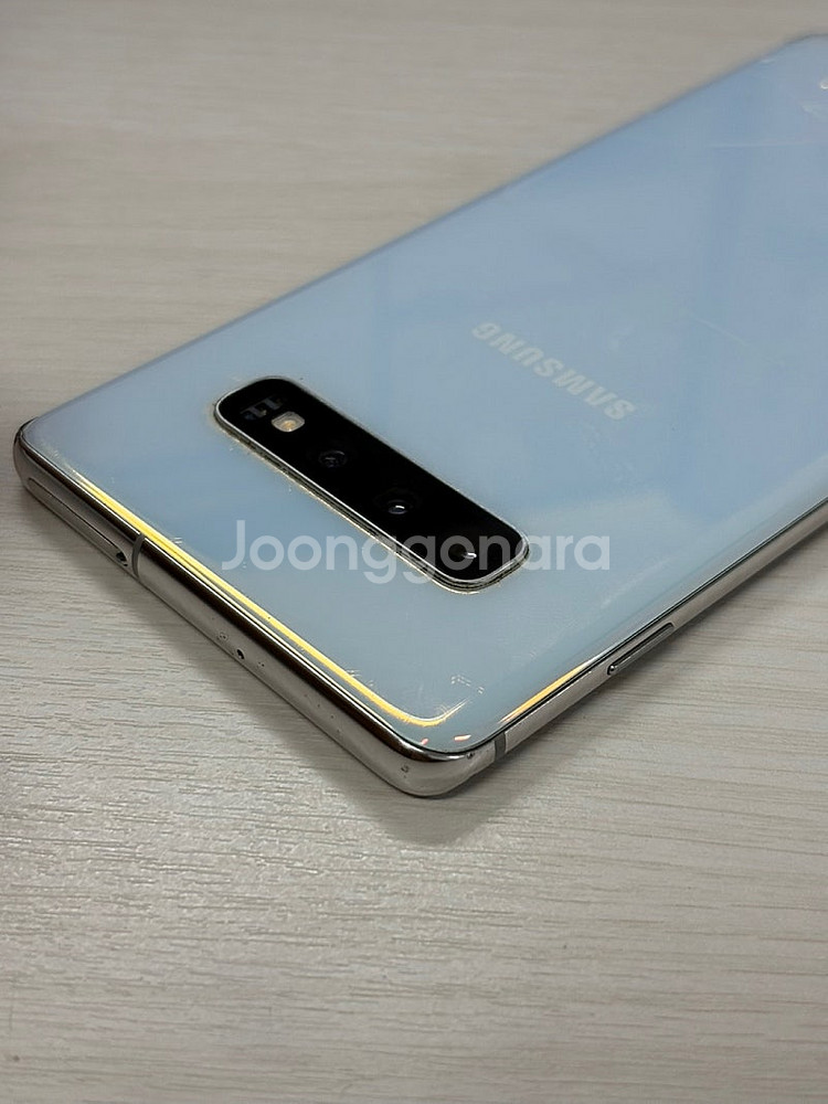갤럭시 S10플러스 화이트색상 128용량 가성비좋은 꿀...--4
