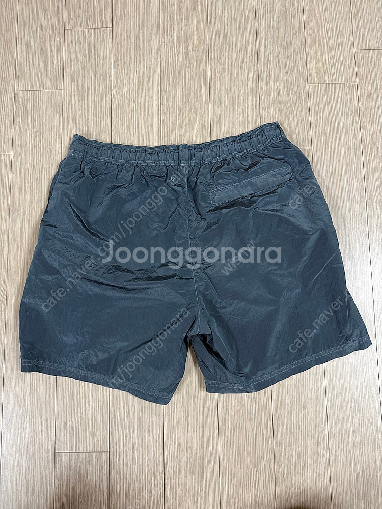 스톤아일랜드 나일론메탈 스윔팬츠 쇼츠 블루 M사이즈 판...--1