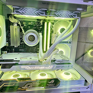 라이젠7 7800X3D와 RTX 3080 조합 완본체 PC