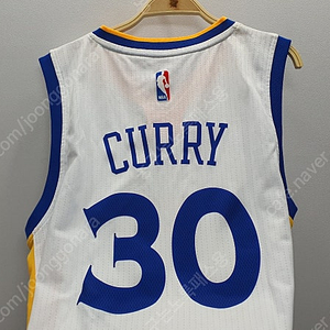 NBA유니폼 정리 ( 스터드마이어, 데니스로드맨, 데릭로즈, 미첼앤네스, 르브론제임스, 코비)