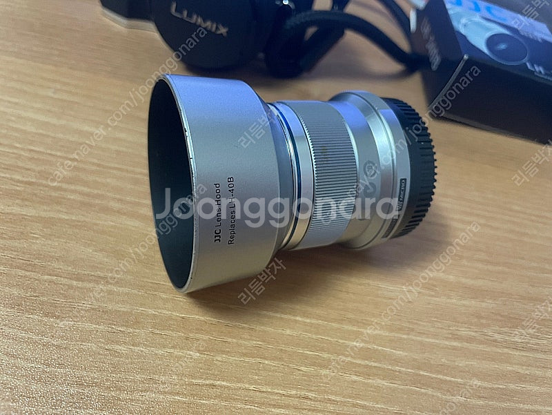 올림푸스 미러리스 카메라 OM-D E-M10 마크2 (45.8 ,20.7 ,7아티산 어안렌즈 카메라가방) 팝니다--6