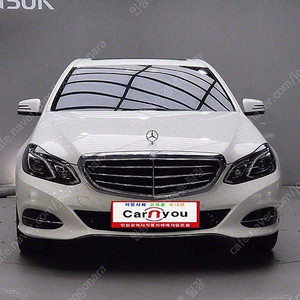 벤츠 E클래스 중고차 벤츠 중고차 수입중고차 흰색 2016년식 61,796km E300 엘레강스 중고차구매