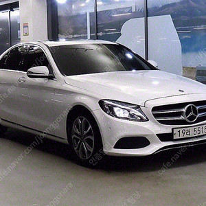벤츠 C클래스 중고 가격 벤츠 중고 C클래스 중고승용차 흰색 2018년식 C220 d 아방가르드 개인사업자 차량구매
