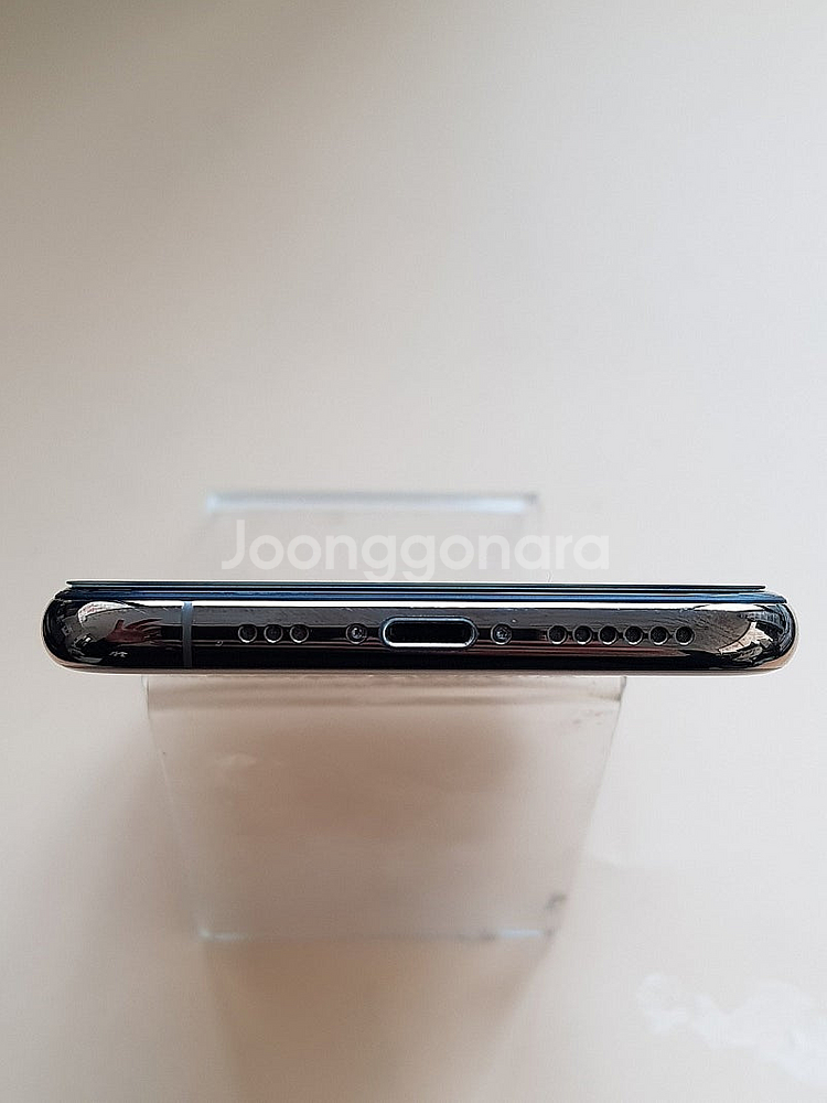 아이폰XS 256G 골드(A2097) 깨끗한 무잔상 25만원--5