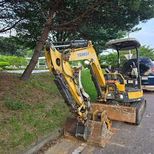 미니 035(VIO35-6A) 얀마 16년식 비례제어 타입, 코끼리집게 장착. 굴착기,굴삭기,포크레인 팝니다.