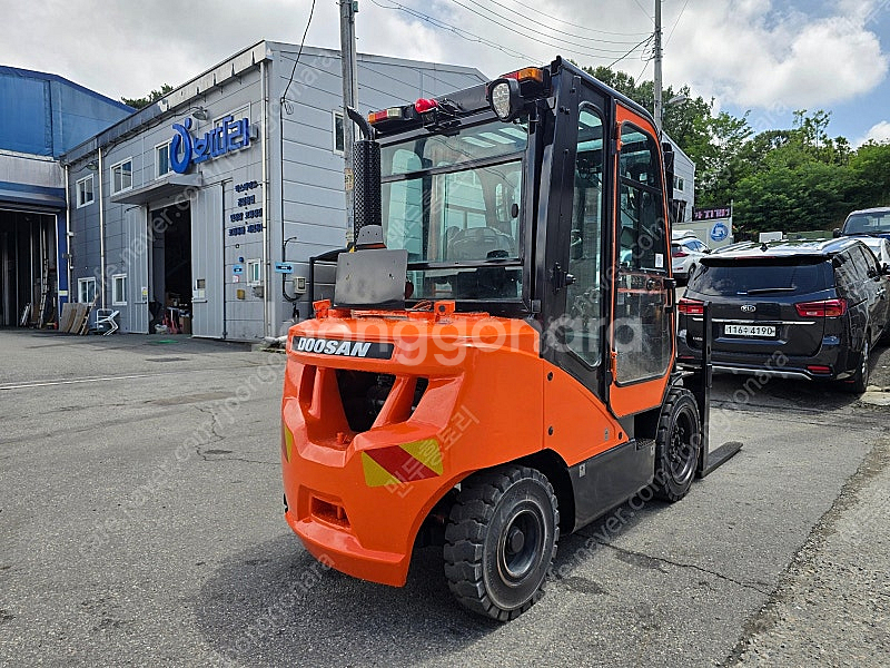3톤 중고지게차 매물 떴다! 두산 D30S-7 자동발·...--5
