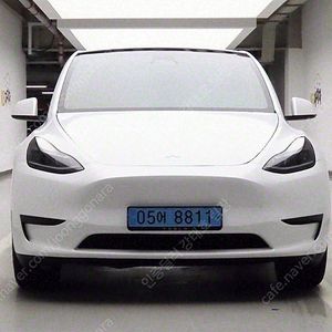 테슬라 모델 Y 중고 테슬라 중고 2024년식 27,882km RWD 중고자동차