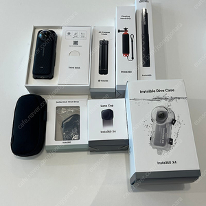 인스타360 x4 다이브번들(여행시 4회사용)+만능삼각대(미사용) 판매합니다