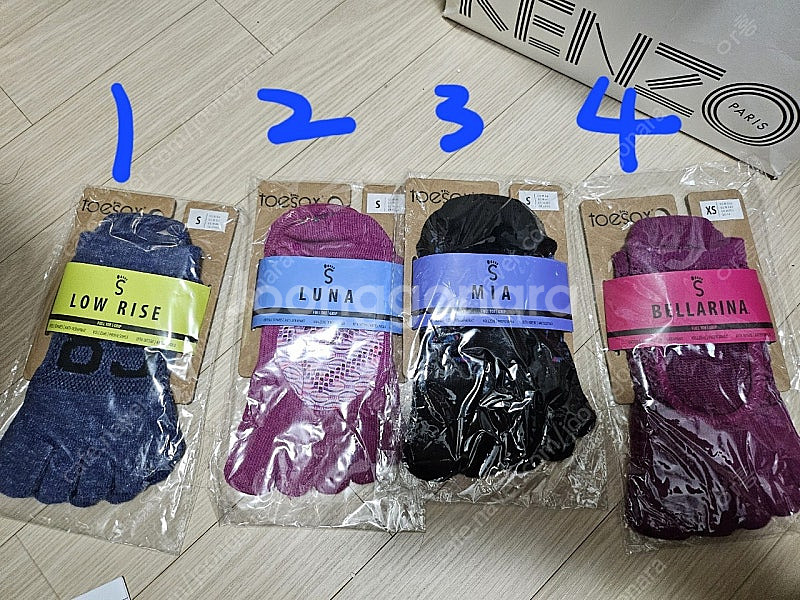 토삭스 정품 필라테스 양말 풀토 새상품--0