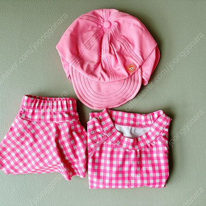 유아 래쉬가드 수영복 여아 XL사이즈 모자셋트 이미지