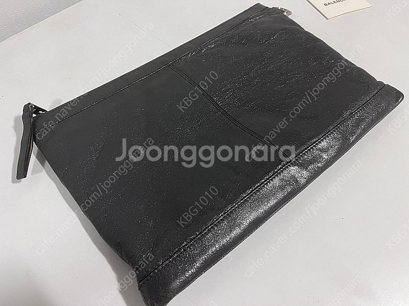 발렌시아가 모터 클러치 라지 (신세계 정품) 10만--1