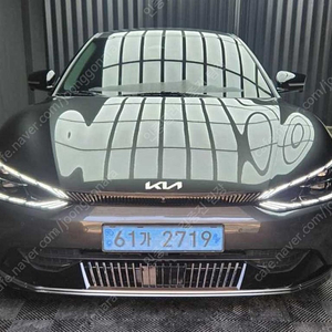 EV6 중고 EV6 중고차 회색 2022년식 롱레인지 어스 실매물중고차