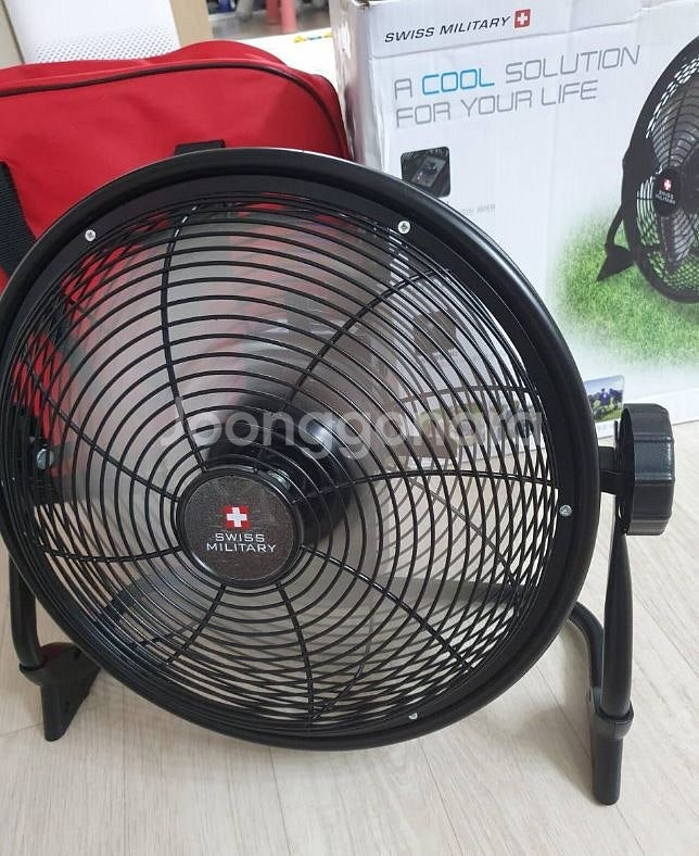 스위스 와일드스톰 무선 선풍기 방수기능 캠핑선풍기 사고...--0