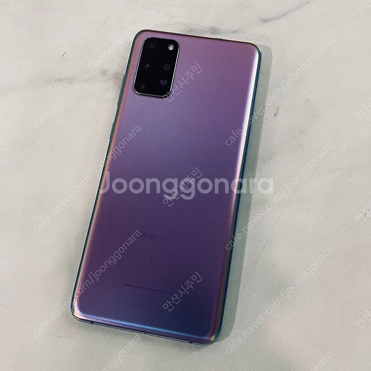 갤럭시 S20플러스 퍼플 256기가 외관깨끗! 9만5천원 판매합니다--1