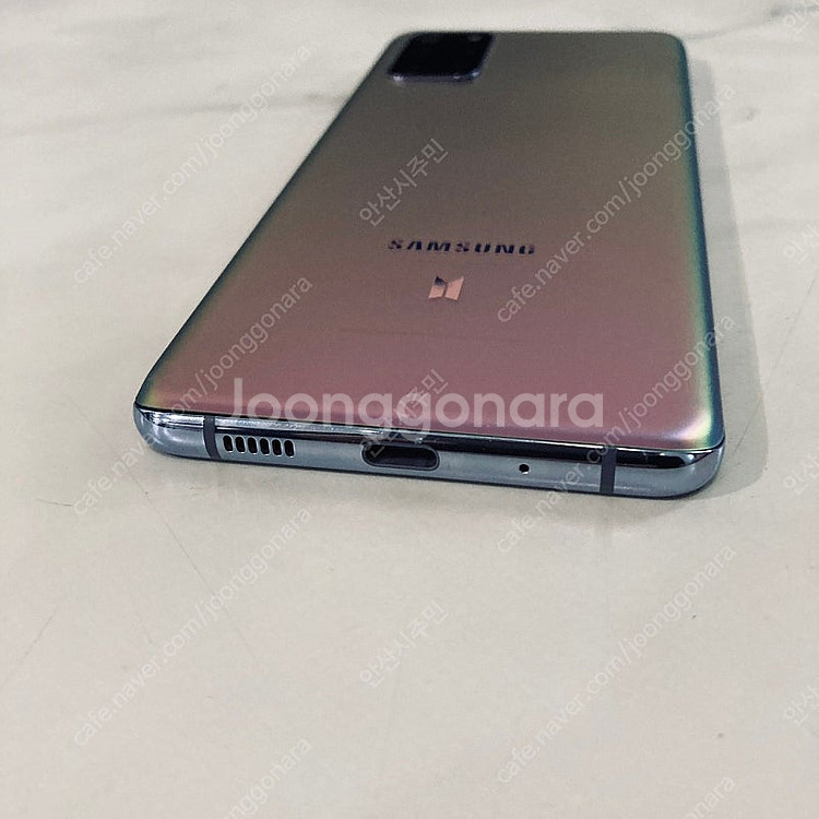 갤럭시 S20플러스 퍼플 256기가 외관깨끗! 9만5천원 판매합니다--2