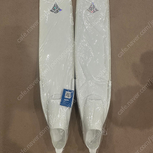 더블케이 블랙팁 카본핀 컬러 (올화이트) 2size 새상품 / 프리다이빙 롱핀
