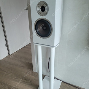 헤코실란 레볼루션3 +WiiM AMP 윔 앰프 올인원 네트워크+철제스텐드 판매합니다.