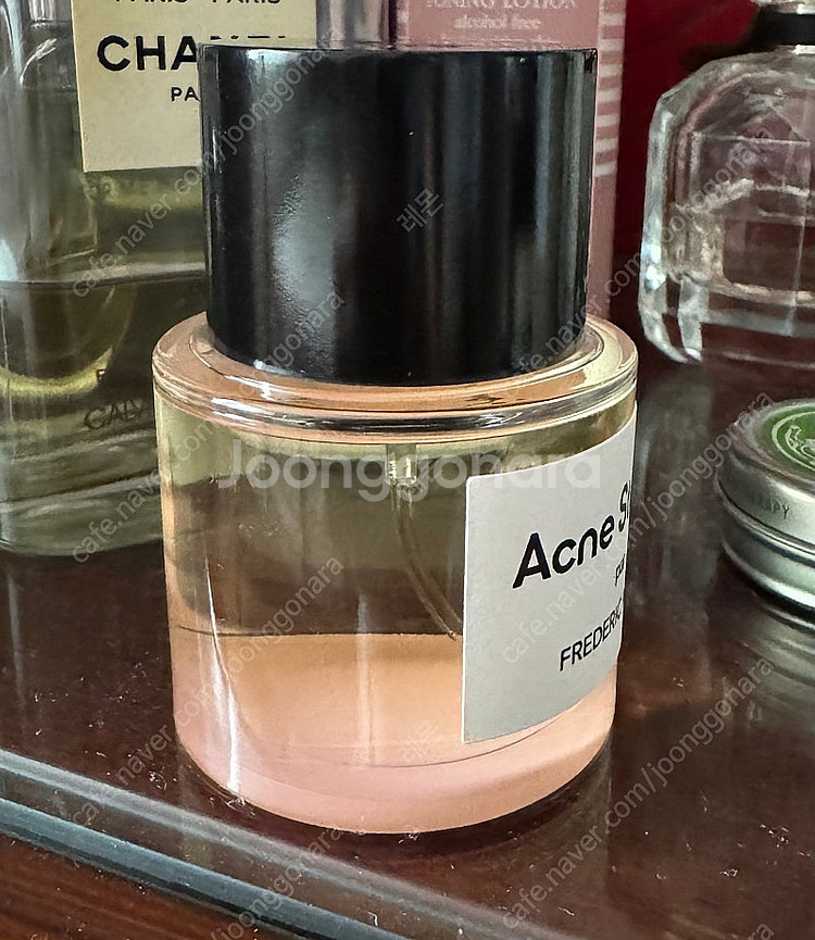 프레데릭말 아크네 스튜디오--1