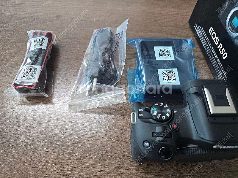 캐논 EOS R50 BODY ONLY (렌즈 없습니다)--1