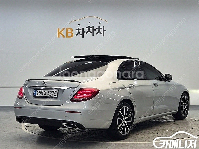 [벤츠]E-클래스 W213 E300 아방가르드 (5인승...--2